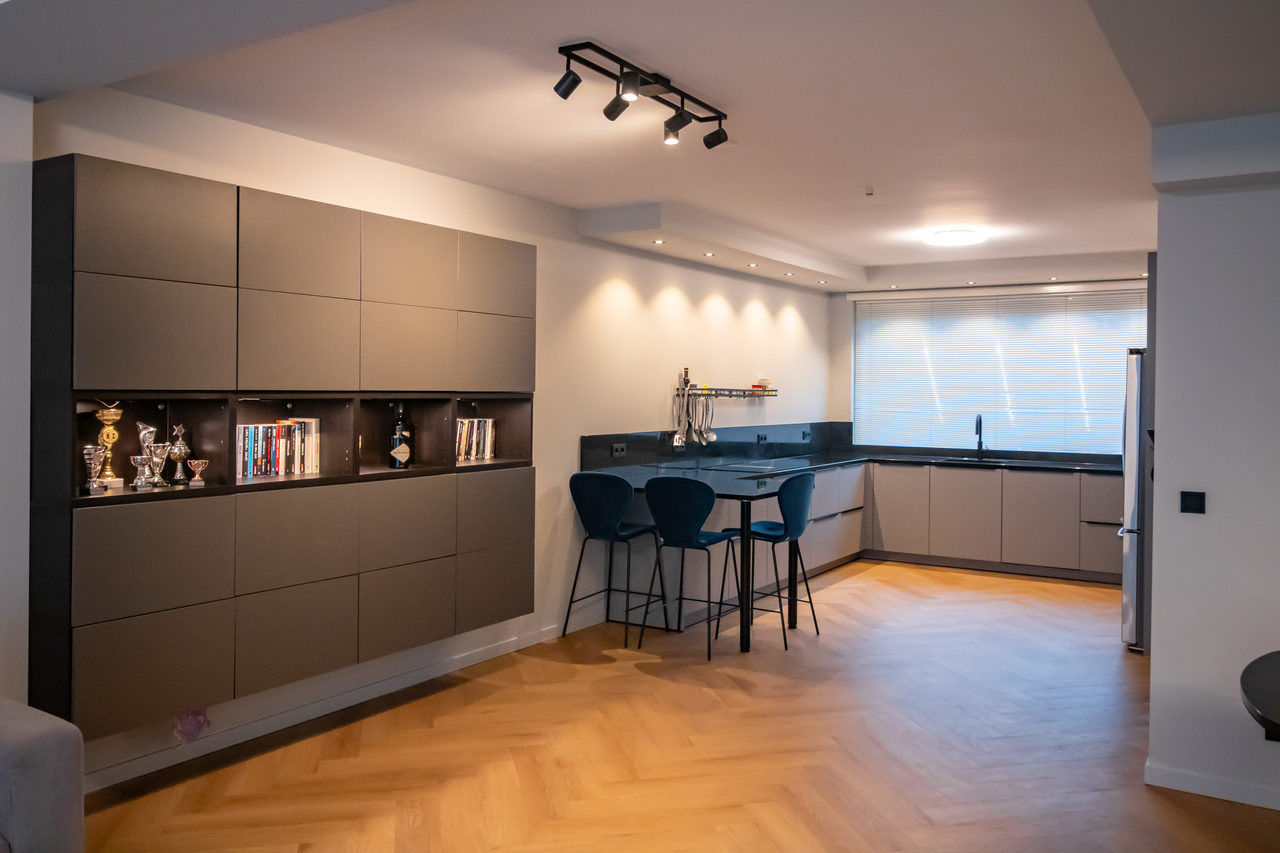 Cloudy blue: home interior design in Amstelveen, photo 18 of 31