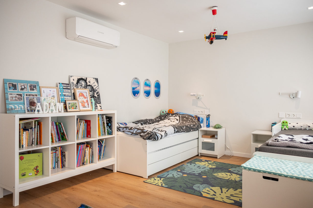 Teal Transformation: home interior design, photo 26 of 56