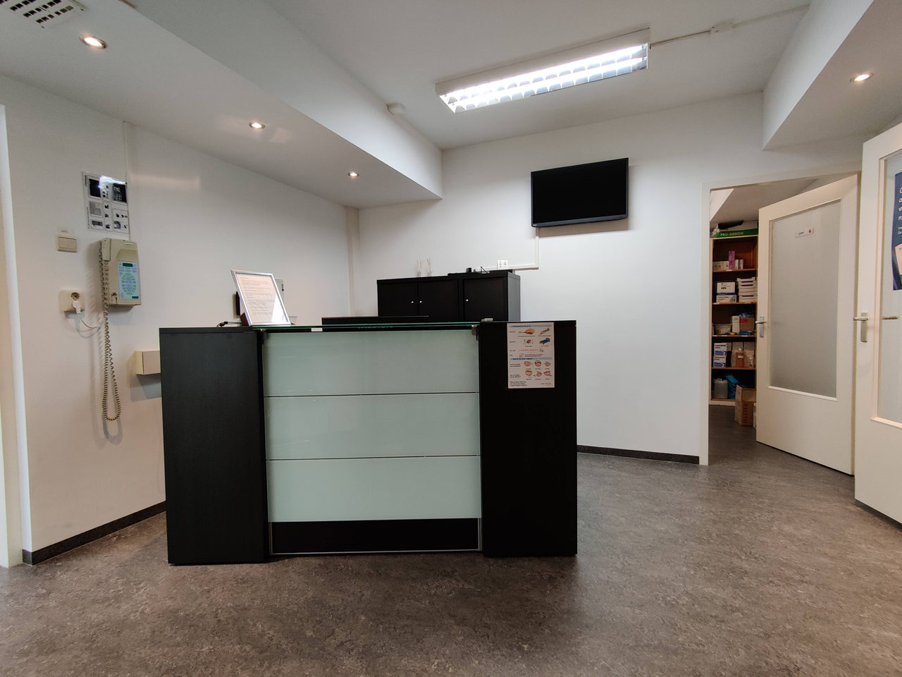 TandHart Amerbos: commercial interior design in Amsterdam, photo 22 of 24