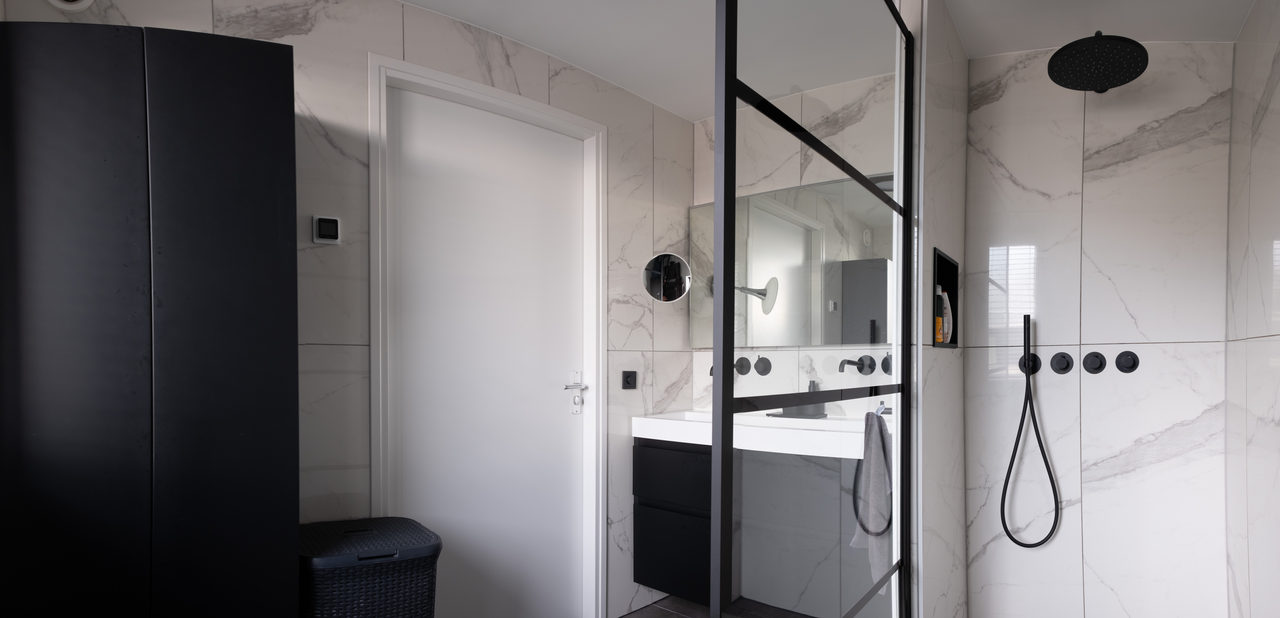 Modern- Luxury: home interior design in Amstelveen, photo 19 of 45