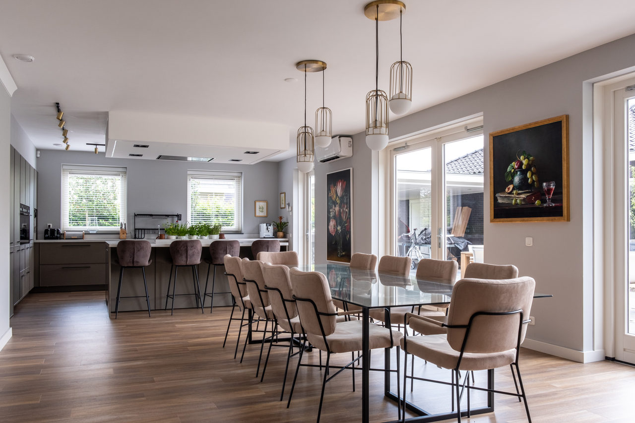 Green Luxury: home interior design in Amstelveen