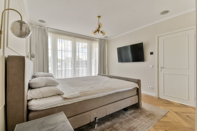 Master bedroom, Golden Sands in Amsterdam