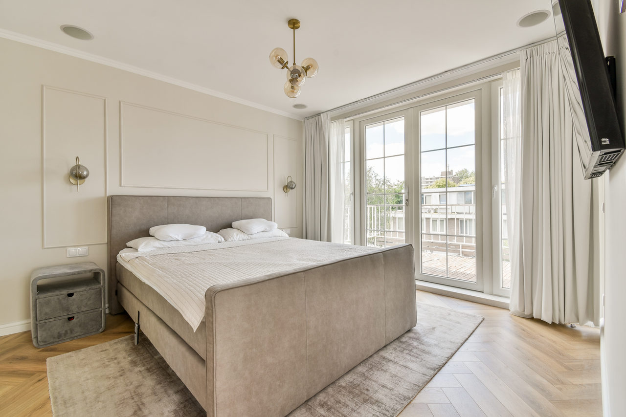 Master bedroom, Golden Sands in Amsterdam