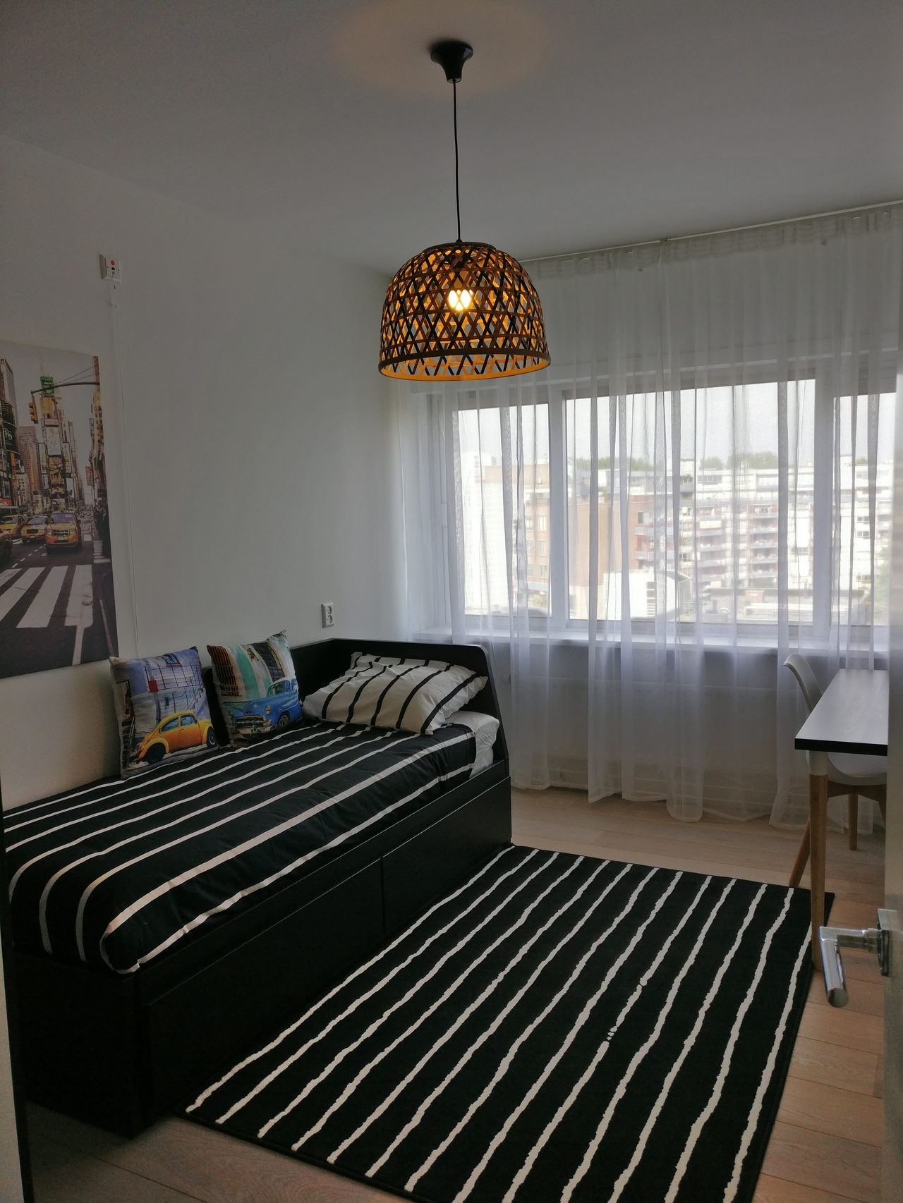 Almond Blossoms: rental property interior design in Amsterdam, photo 12 of 17