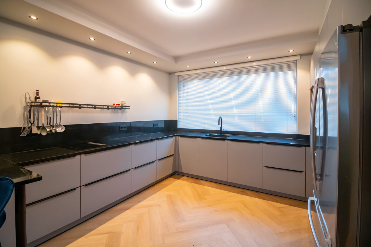 Cloudy blue: home interior design in Amstelveen, photo 7 of 31