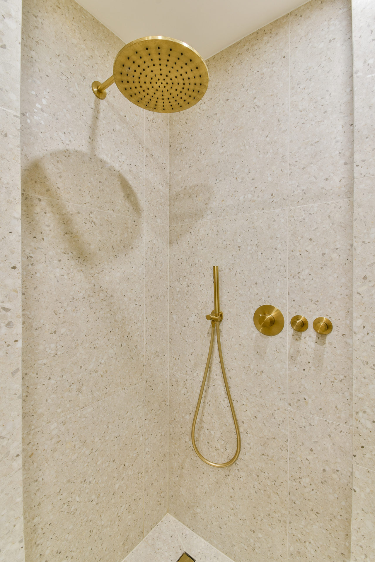 Terrazzo and gold bathroom, Golden Sands in Amsterdam