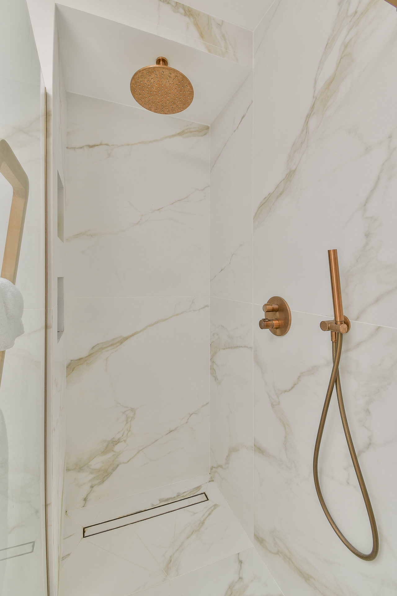 Master bathroom, Golden Sands in Amsterdam