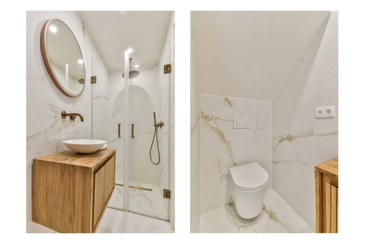guest toilet and shower, Golden Sands in Amsterdam