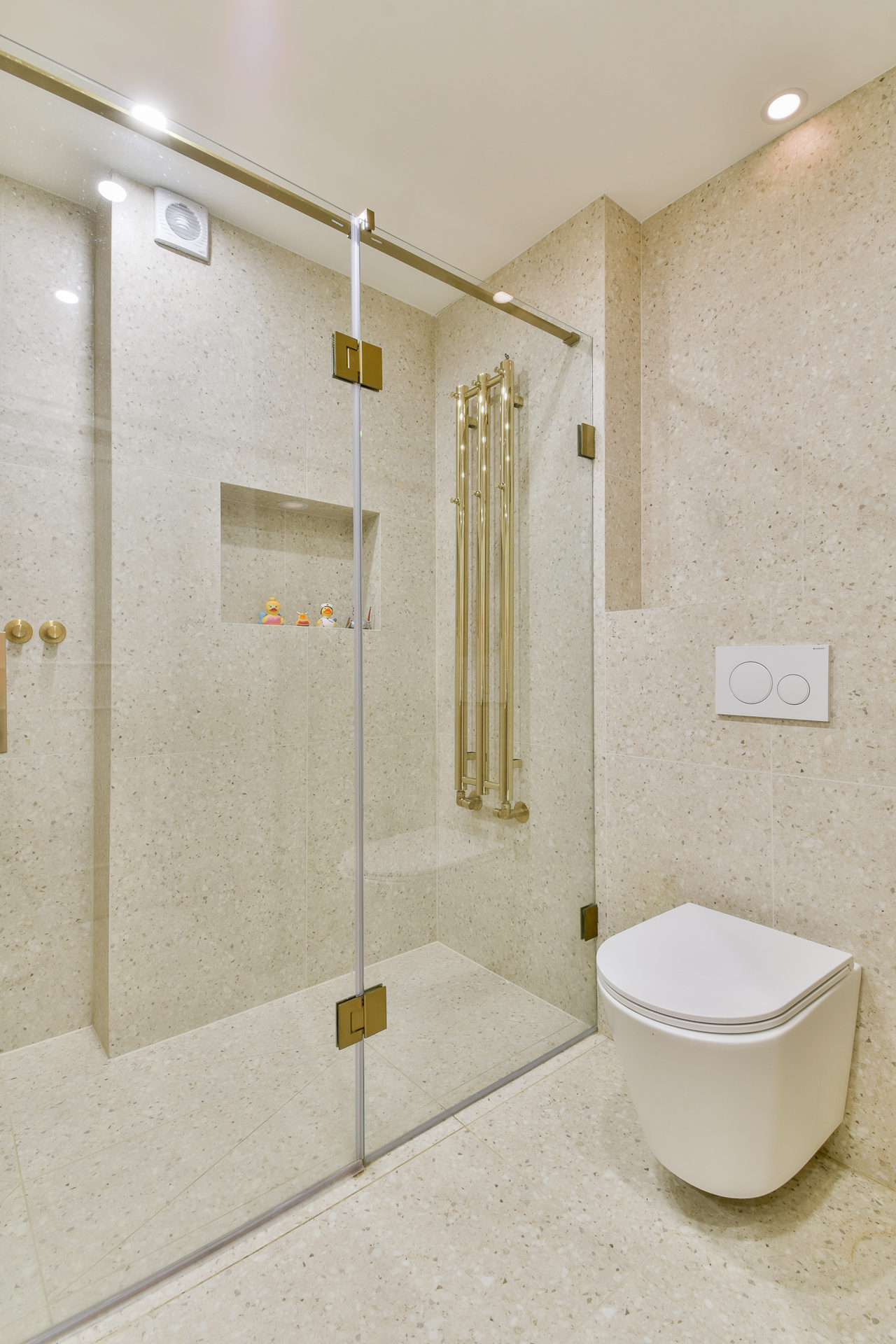 Terrazzo and gold bathroom, Golden Sands in Amsterdam