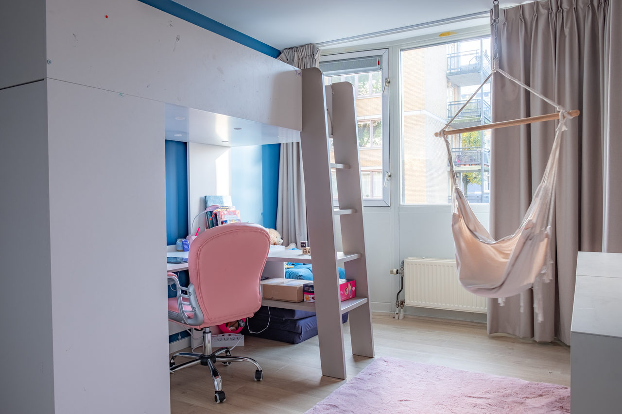 Blue and Pink: home interior design in Amsterdam, photo 32 of 46