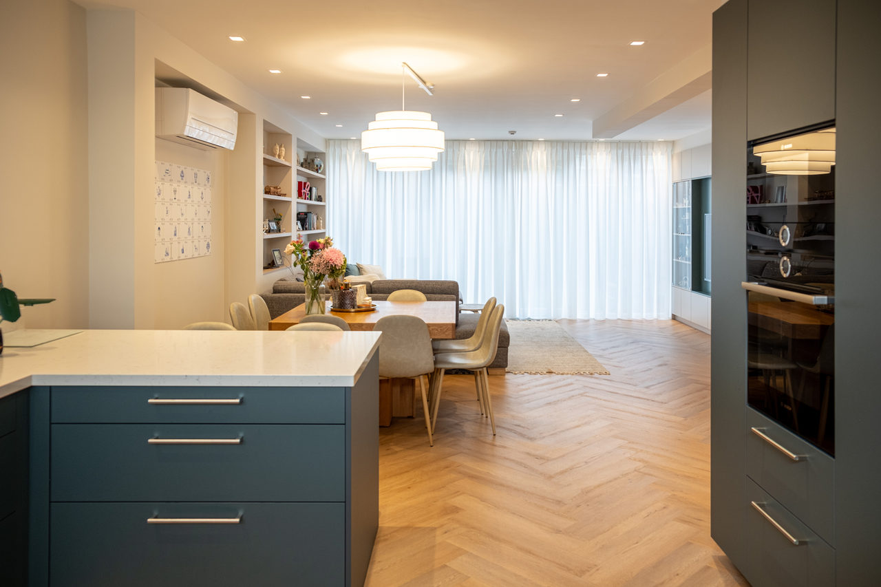 Teal Transformation: home interior design, photo 16 of 56