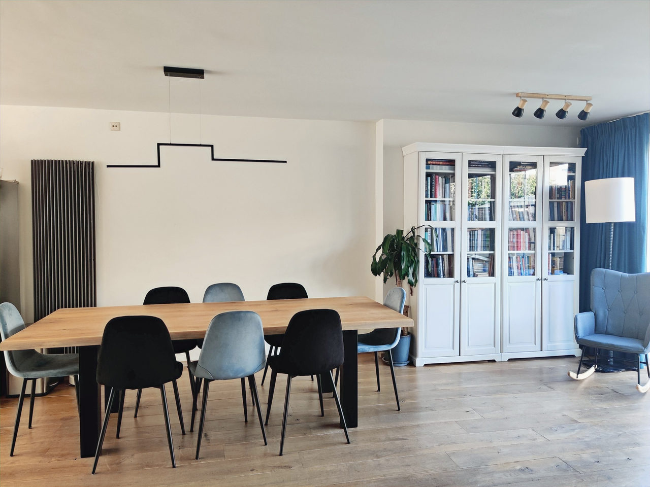 Smokey sky lounge: home interior design, photo 4 of 24