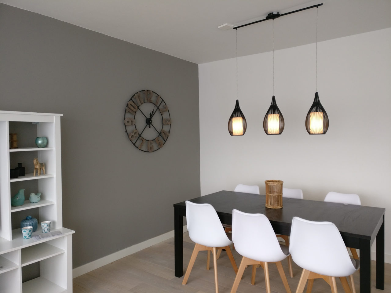Almond Blossoms: rental property interior design in Amsterdam, photo 7 of 17