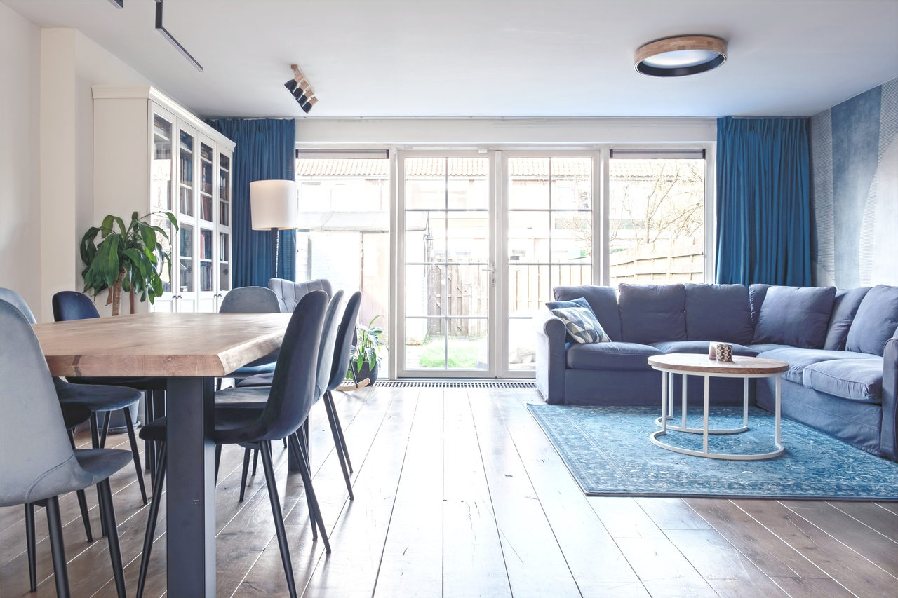 Smokey sky lounge: home interior design, photo 16 of 24